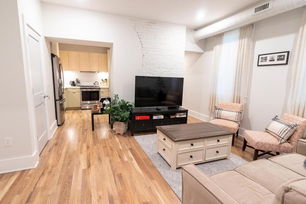 Spacious 2 Bed 2 Bath Downtown Otr Condo Minutes Walk To The Reds Bengals Stadium & More! Cincinnati Exterior foto